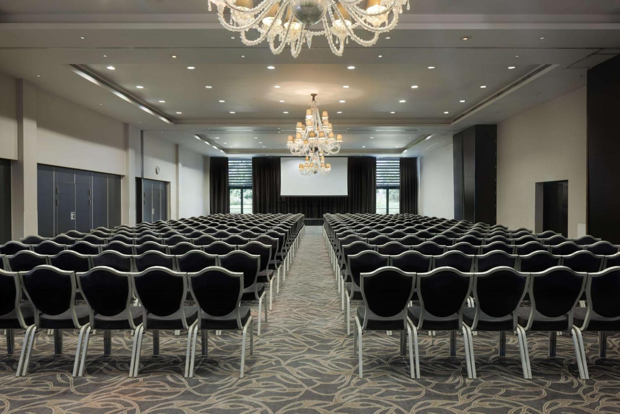 Hotel Hilton London Syon Park Brentford Esterno foto