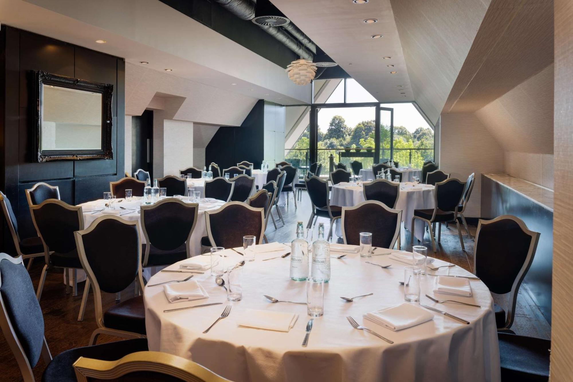Hotel Hilton London Syon Park Brentford Esterno foto