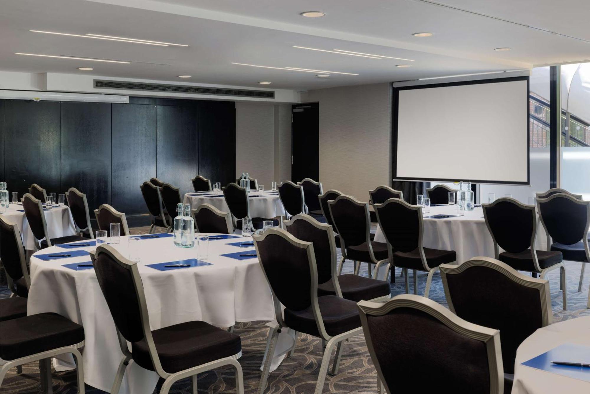 Hotel Hilton London Syon Park Brentford Esterno foto